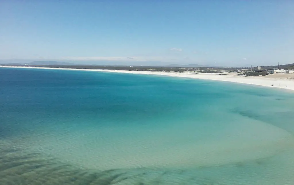 Estalagem Tatui Hotel Cabo Frio 0*,